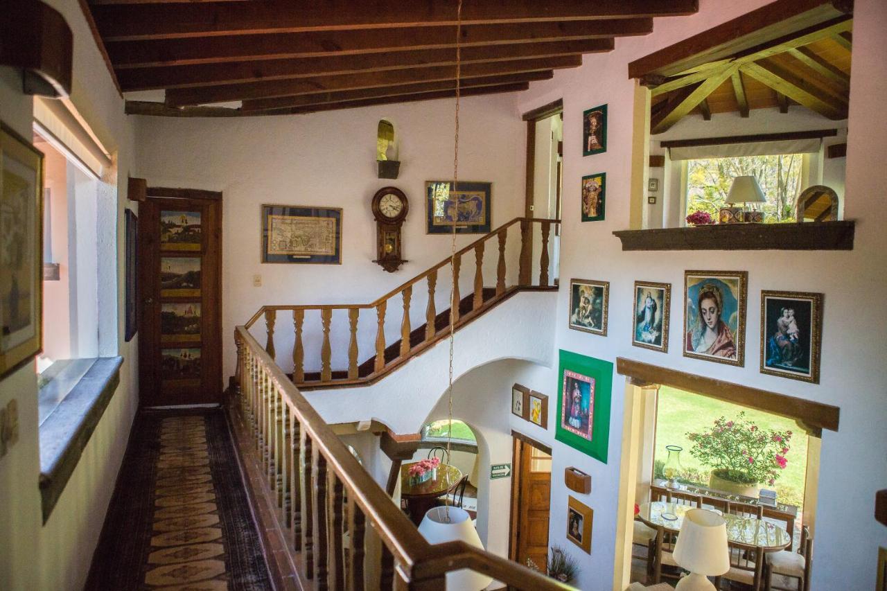 Casa Bugambilia, Un Pequeno Hotel En Tepoztlán Buitenkant foto